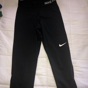 Nike pro leggings cropped